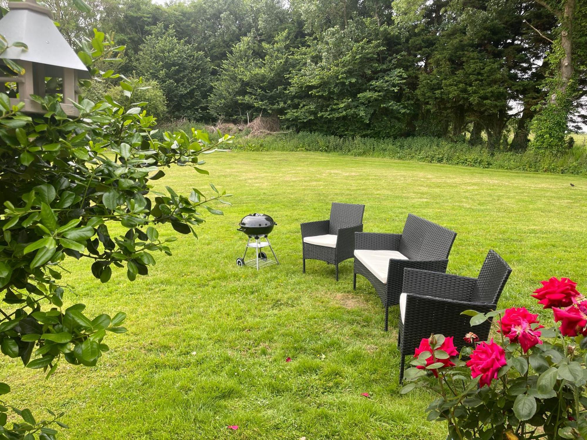 Look No Further Gorgeous Newly Renovated Contemporary Chalet Sandown Bay Holiday Centre Extérieur photo